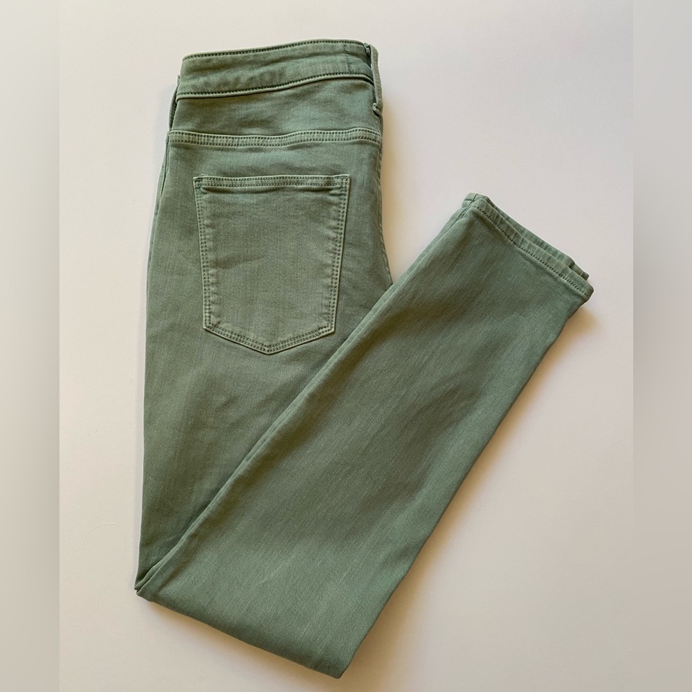 Universal Threads Green Denim Jeans